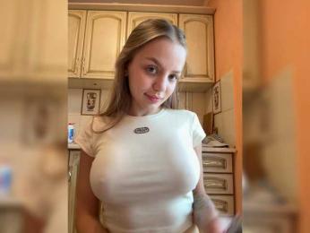 Sweet_Darina233 — Bongacams stream photo (Sep 2026)
