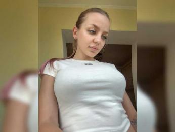 Sweet_Darina233 — Bongacams stream photo (Aug 2026)