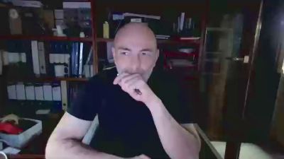 Jonnie696969 — Cam4 stream photo (Apr 2026)