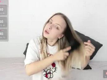 alice_halle — webcam model online on chaturbate