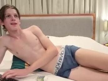 nickwoooster — webcam model online on chaturbate