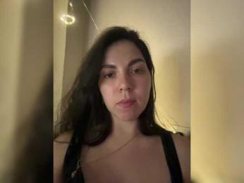 Vika19981 — Bongacams stream photo (May 2026)
