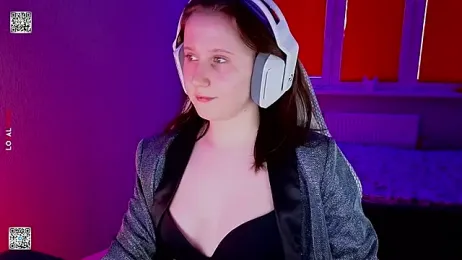 mon_lola — Stripchat stream photo (Apr 2026)