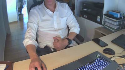 este_soy — webcam model online on cam4