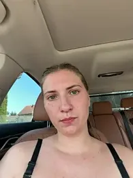 ViviVision99 — webcam model online on stripchat