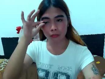 mikhayla_and_zeus_room — webcam model online on chaturbate