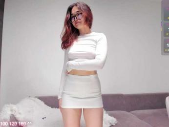 yourelizzi — webcam model online on bongacams