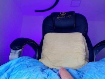 naomi-k — webcam model online on bongacams