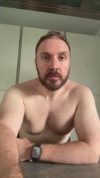 ItalianBear88 — Cam4 stream photo (Aug 2026)