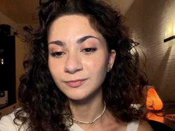 HyonKirker — webcam model online on bongacams