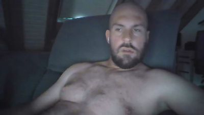eshot2punkt0 — webcam model online on cam4