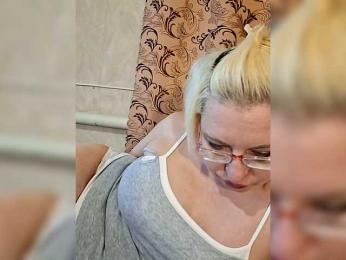 Vika211 — bongacams