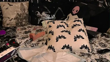 EVILYN — webcam model online on stripchat