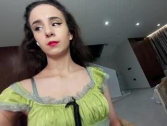 ehotlovea — Chaturbate stream photo (Apr 2026)