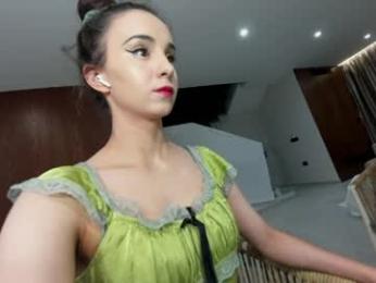 ehotlovea — Chaturbate stream photo (Apr 2026)