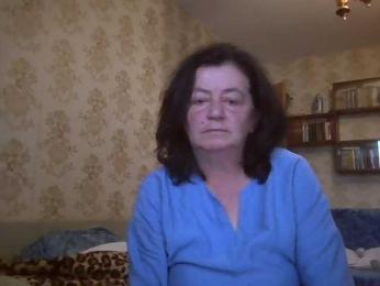 krisshurdlove — webcam model online on bongacams