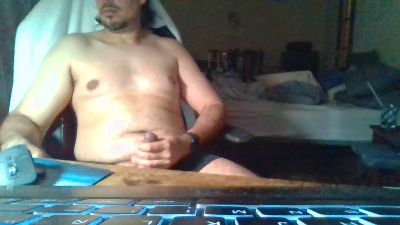 Titanico22 — webcam model online on cam4
