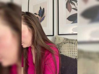 ChloeMeow — webcam model online on bongacams