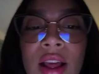 salommecruz — webcam model online on camsoda