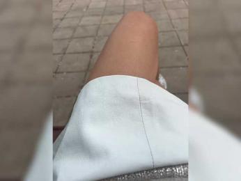 Karolina_Milf — bongacams