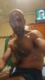 Carlito0021 — Cam4 stream photo (Apr 2026)