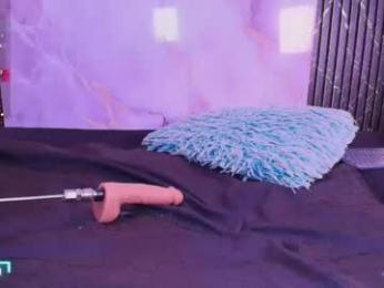 hanna_evanns_ — Chaturbate stream photo (Apr 2026)