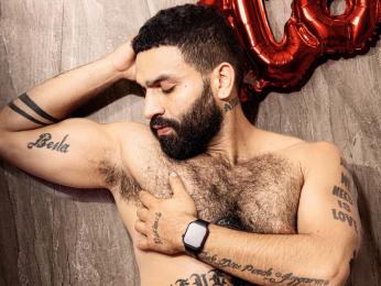 LeonidasKaiser — webcam model online on livejasmin