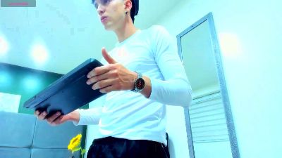 Jheampiero — Cam4 stream photo (Apr 2026)
