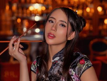 ZaraVellet — webcam model online on livejasmin