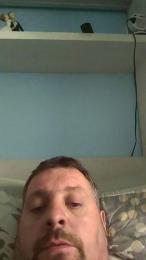 polladura81 — webcam model online on cam4