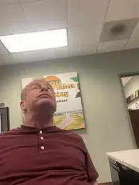 hintly — Stripchat stream photo (Mar 2026)