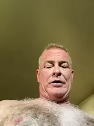 hintly — Stripchat stream photo (Apr 2026)