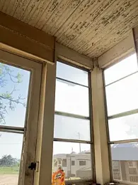 hintly — Stripchat stream photo (Apr 2026)