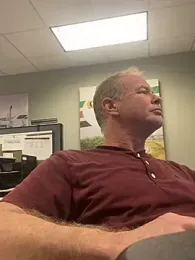 hintly — Stripchat stream photo (Mar 2026)