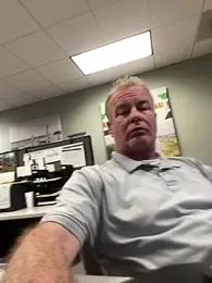 hintly — Stripchat stream photo (Mar 2026)