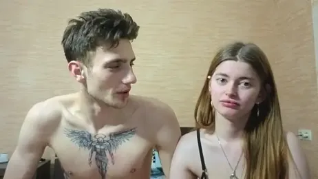 EmiliaCouple — webcam model online on stripchat
