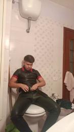 rodrigo1995 — webcam model online on cam4