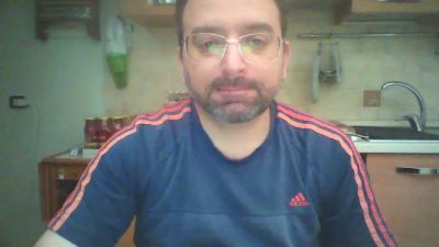 Hugos31 — Cam4 stream photo (Apr 2026)