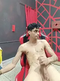 Limitless_boy — Stripchat stream photo (Aug 2026)