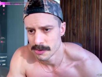 willyumx — webcam model online on chaturbate
