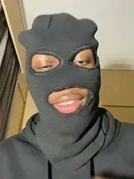 Thabang13_ — Stripchat stream photo (Aug 2026)