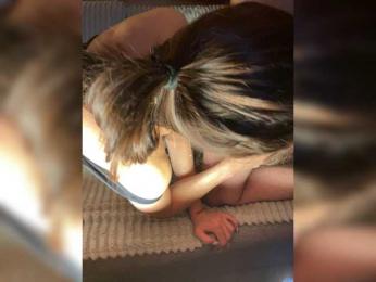 AliceAndAlex — Bongacams stream photo (Apr 2026)