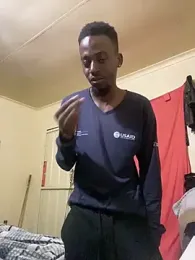 imthemamba — webcam model online on stripchat