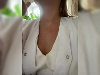 -Jolly- — Bongacams stream photo (Apr 2026)