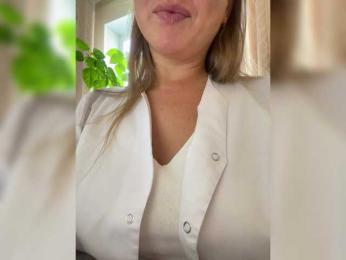 -Jolly- — Bongacams stream photo (Apr 2026)