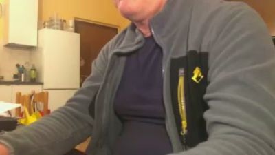 giovanni1964 — webcam model online on cam4