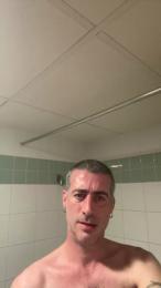 Pollon29_cm — webcam model online on cam4