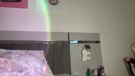 petitebeauty — Stripchat stream photo (Apr 2026)