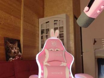 Findom_Lady_Shine — Bongacams stream photo (May 2026)