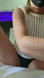 Momomumu — webcam model online on cam4